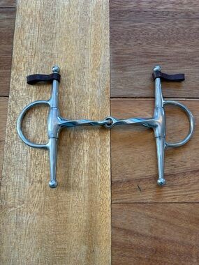 Twisted Eggbutt Dee Snaffle Bit in Silver with Brown Leather Keepers